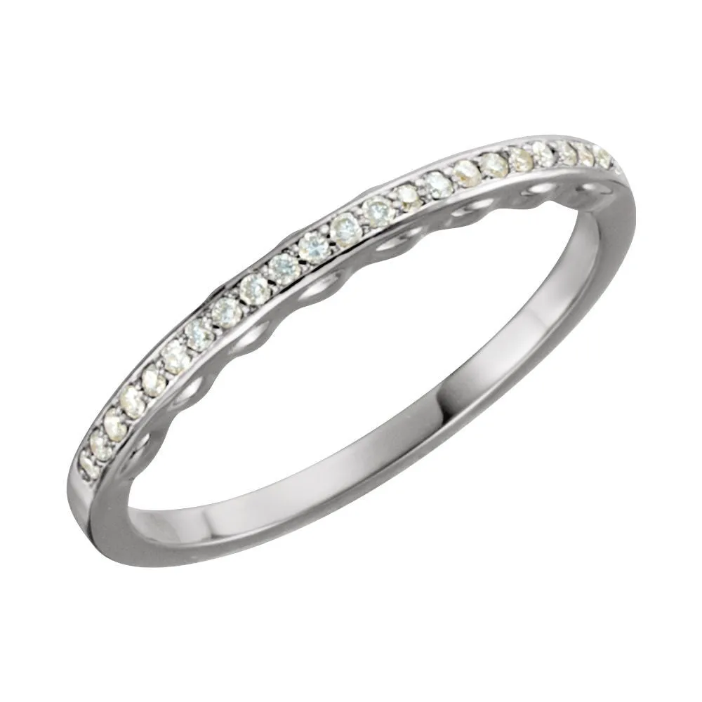 14k White Gold 1/8 CTW Diamond Band, Size 7