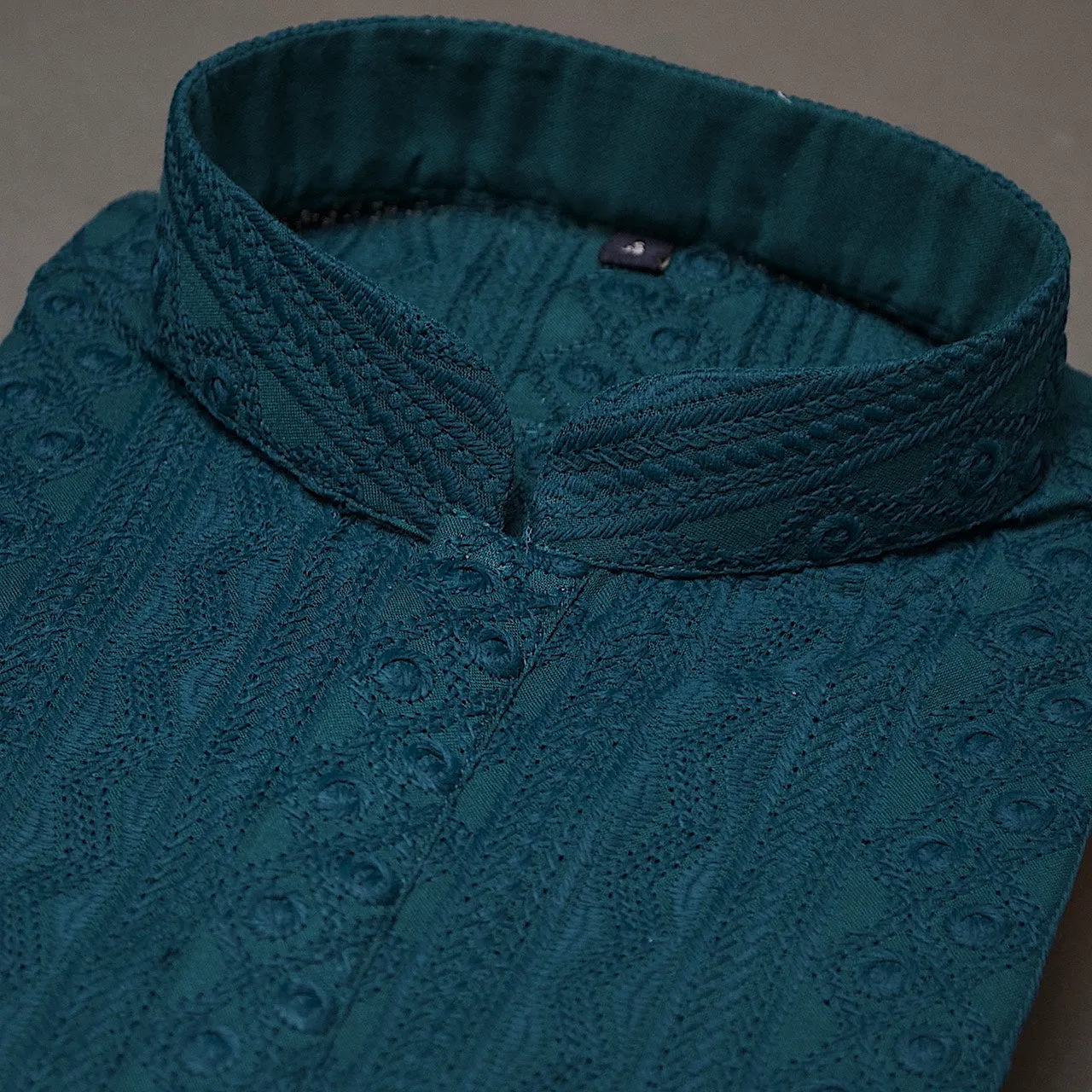 Afsa - Embroidered Kurta