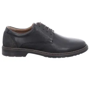 Alastair 01 Black