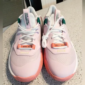 🔥BRAND NEW NIKE ZOOM