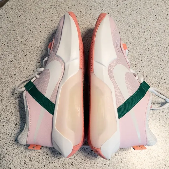 🔥BRAND NEW NIKE ZOOM