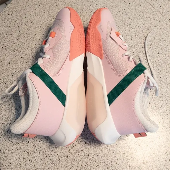 🔥BRAND NEW NIKE ZOOM