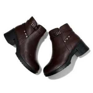 Brown long shoes