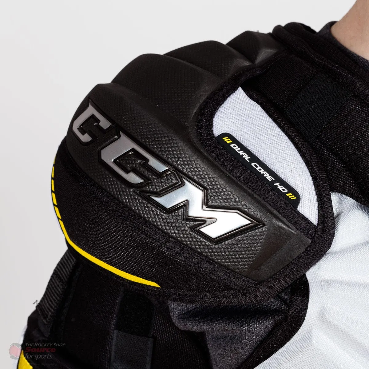 CCM Super Tacks AS1 Senior Hockey Shoulder Pads