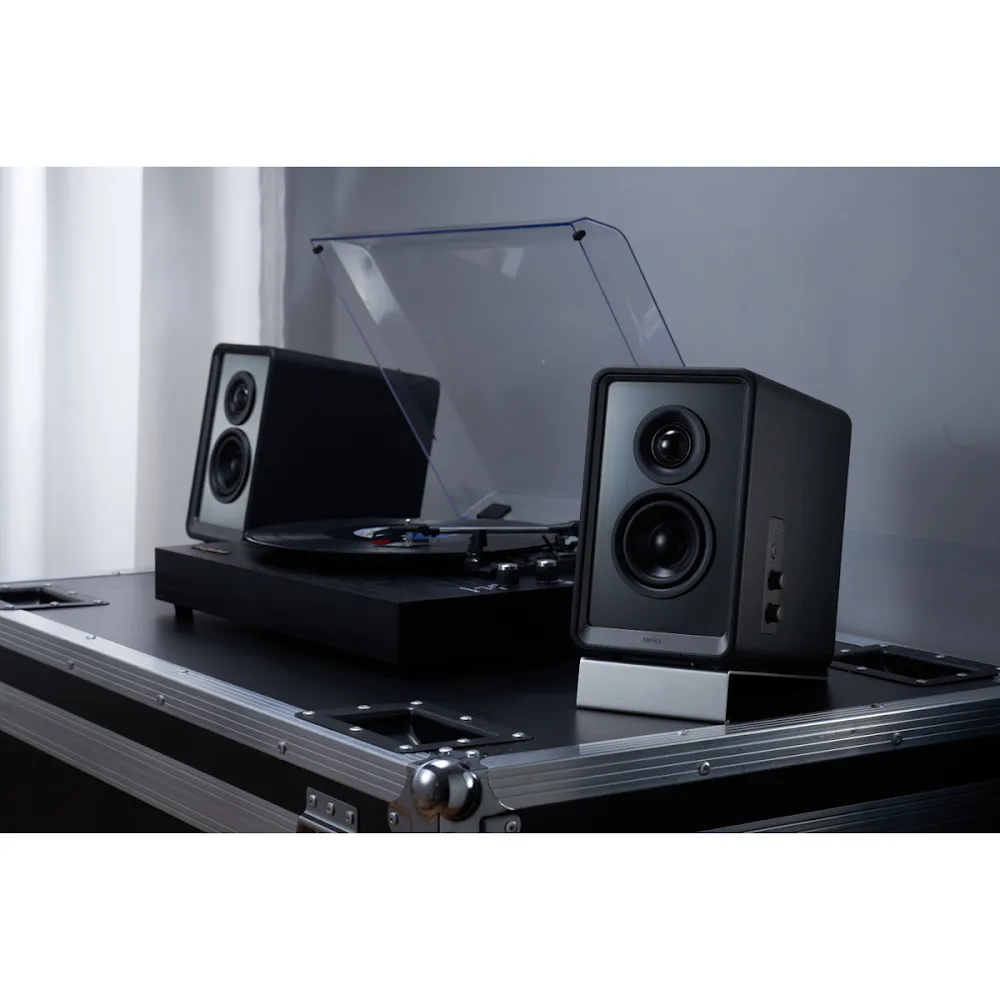 Edifier Qr65 White Monitor Speakers With Gan Charger 70W