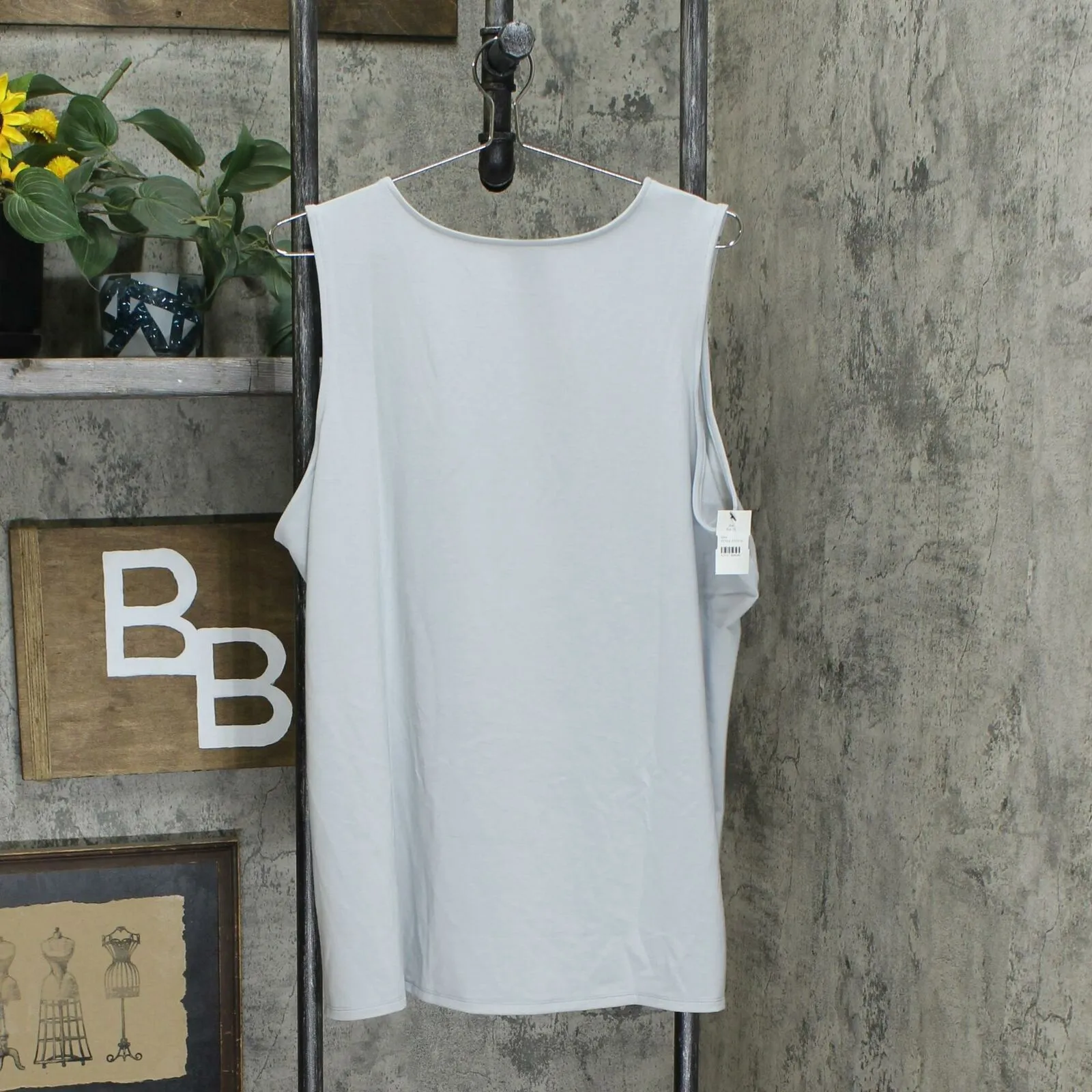 Elizabeth & Clarke Plus Size Sleeveless Stain Resistant Knit Top