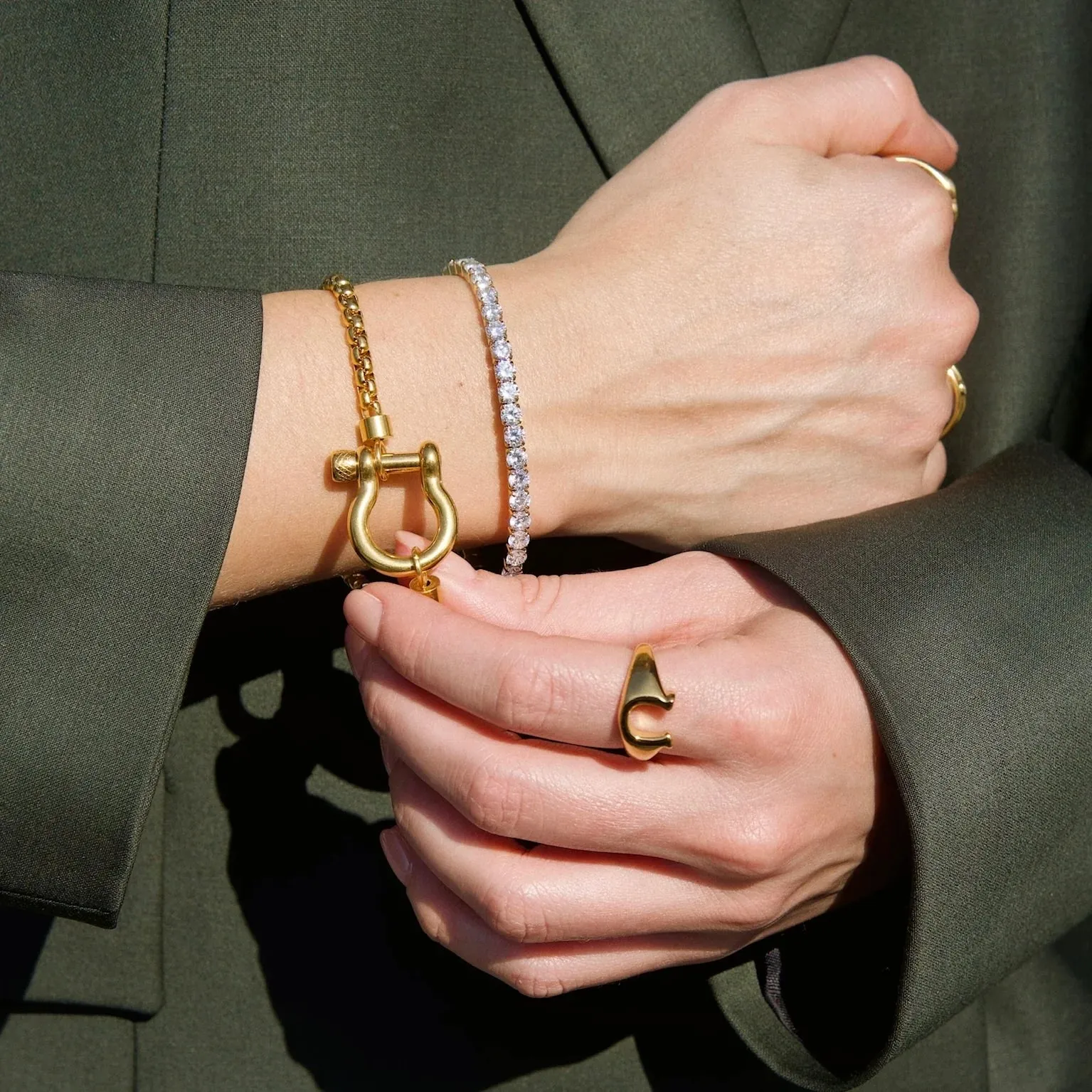 Ellie Vail Water Resistant Jewelry - Clarkson Shackle Bracelet