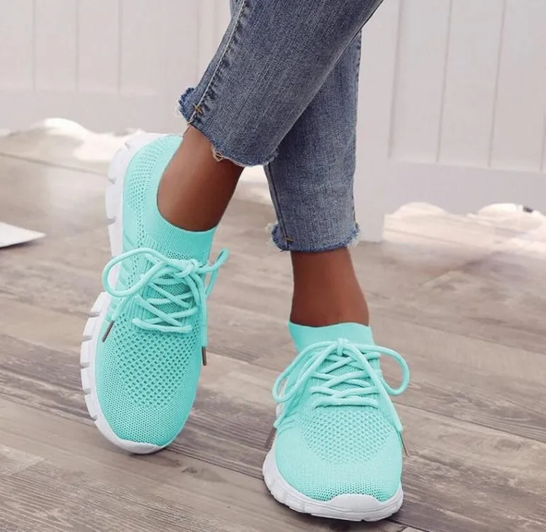 Flying woven mesh breathable