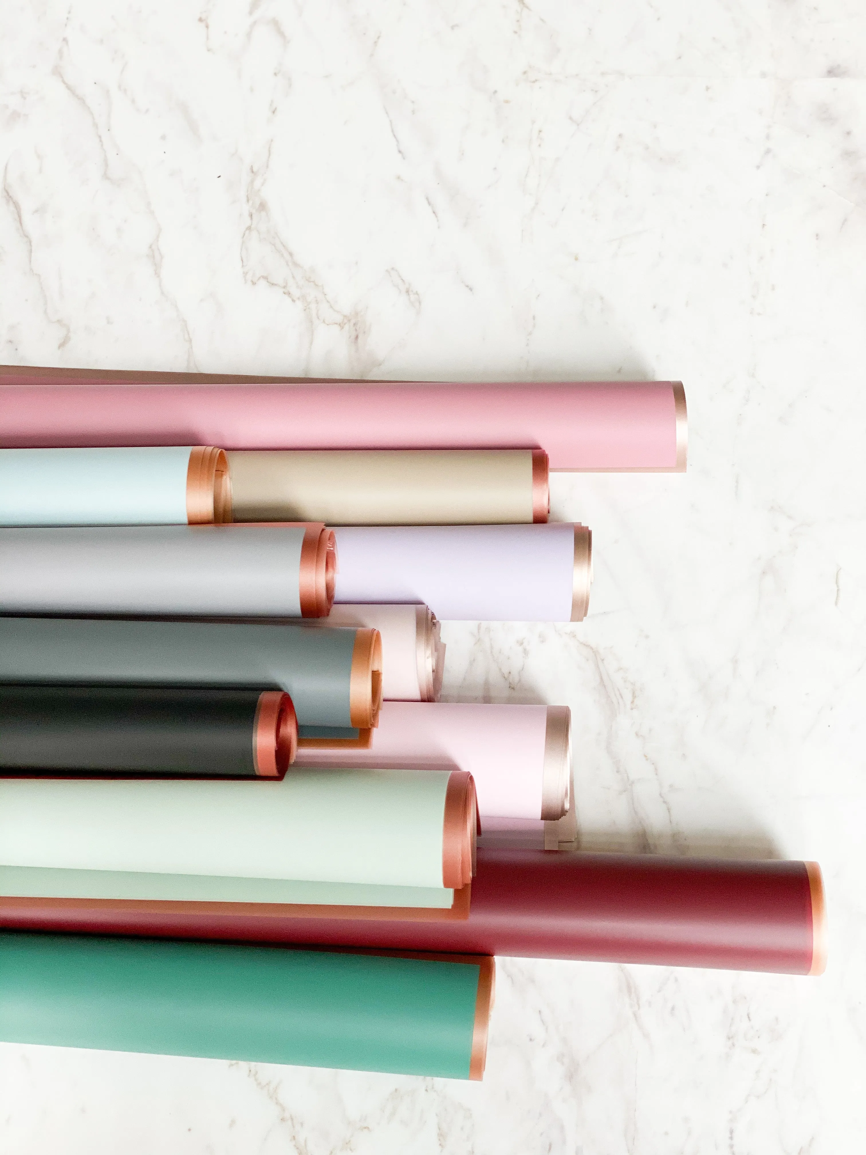 Gold line Wrapping paper