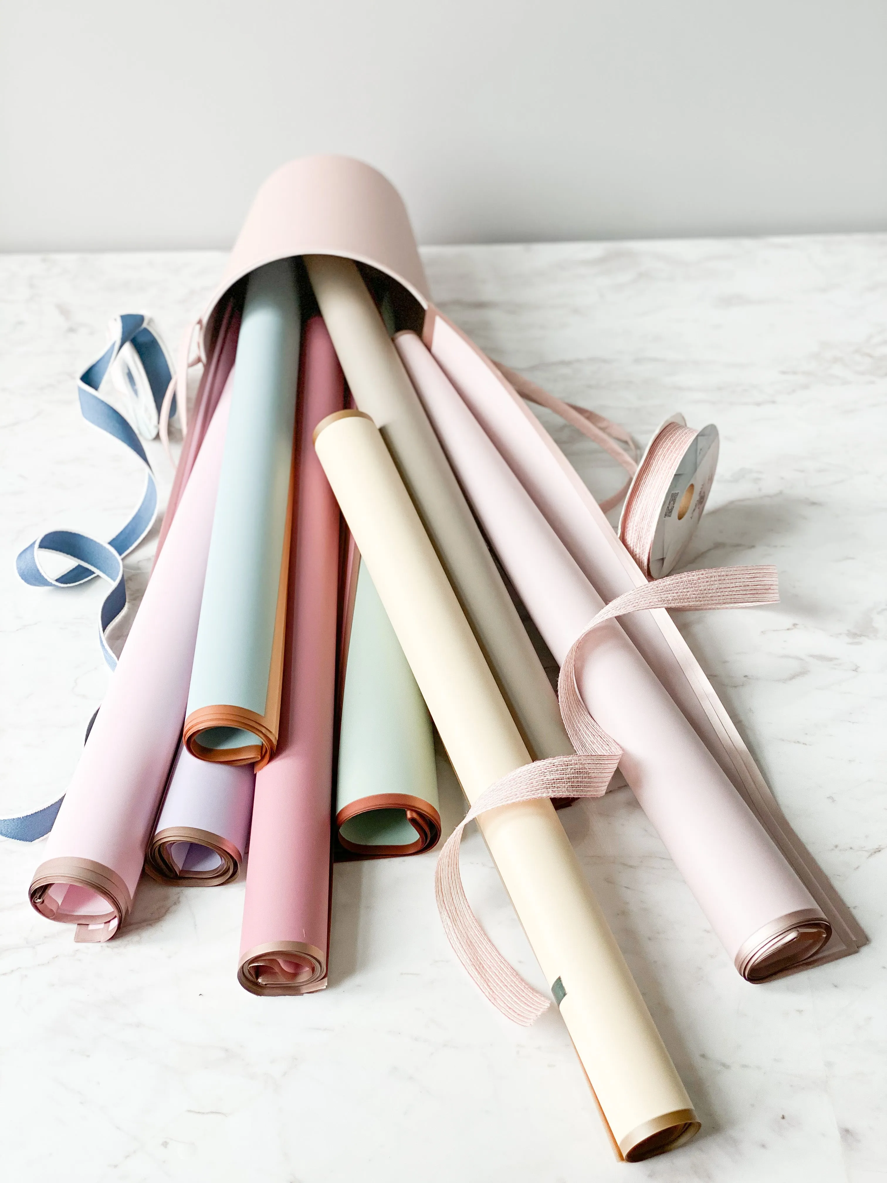 Gold line Wrapping paper