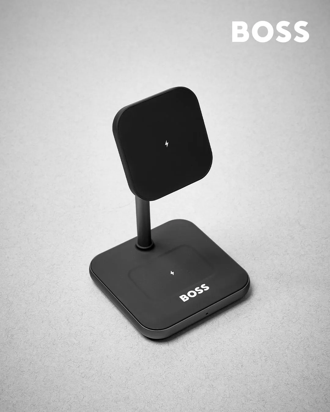 HUGO BOSS HAG413A - Wireless charger Arche Black