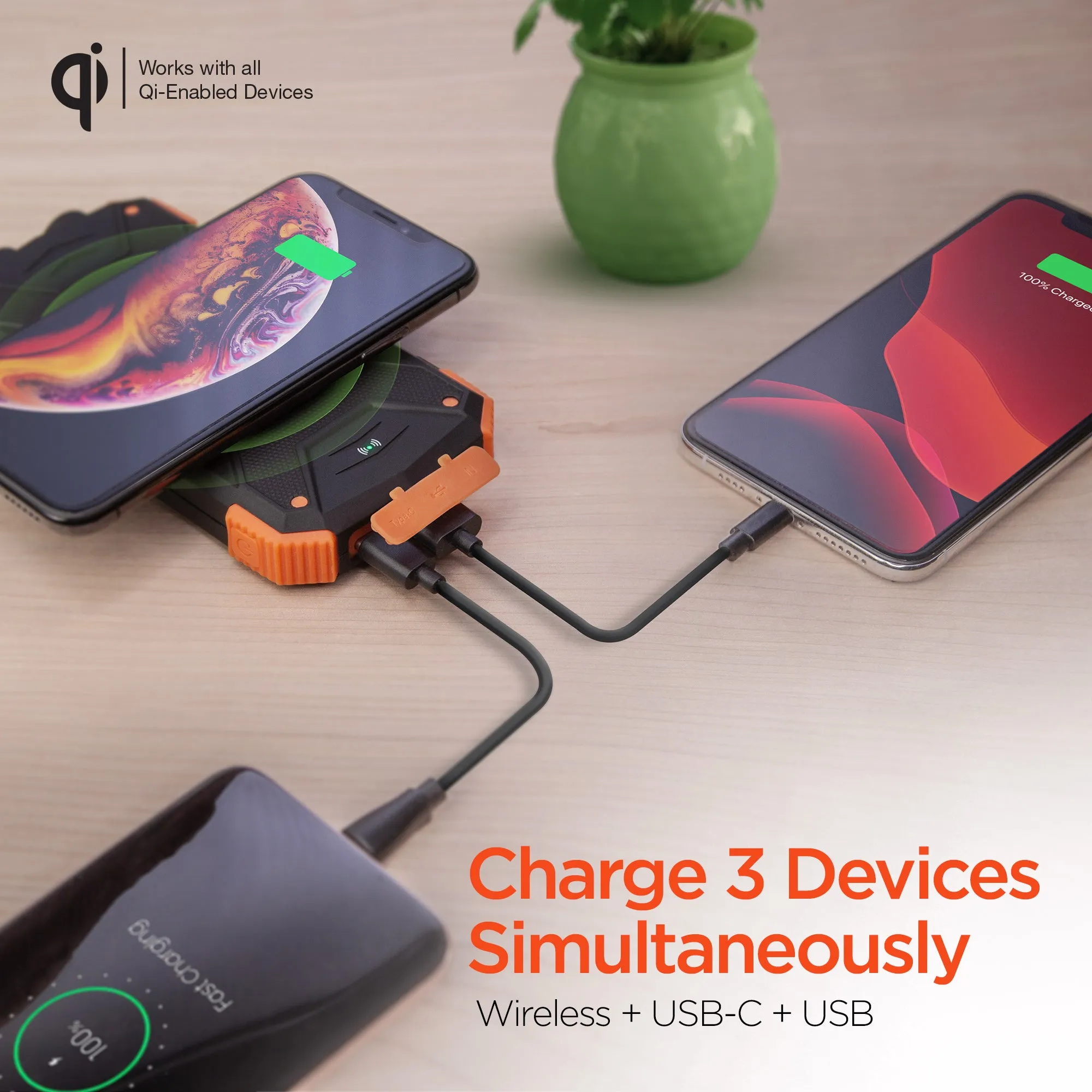 HYPERGEAR Solar 10000mAh Wireless Power Bank