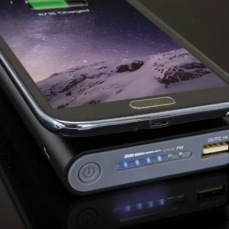 Kronos Wireless Power Bank
