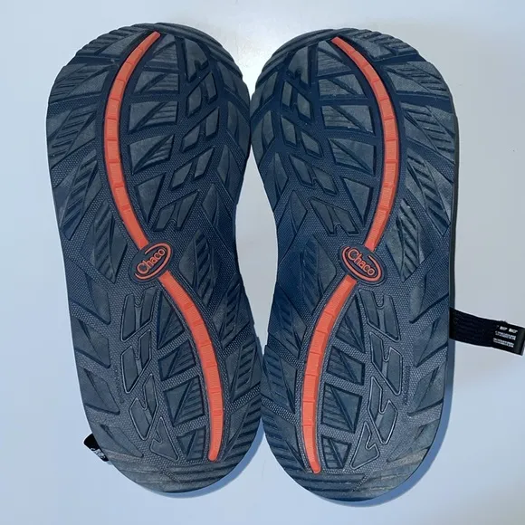 MEN'S Size 9 Z/2 ADJUSTABLE STRAP‎ CLASSIC SANDAL. Color: blue and black.