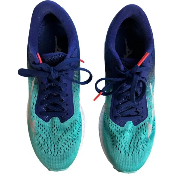 Mizuno Wave Shadow 3 - Size 8