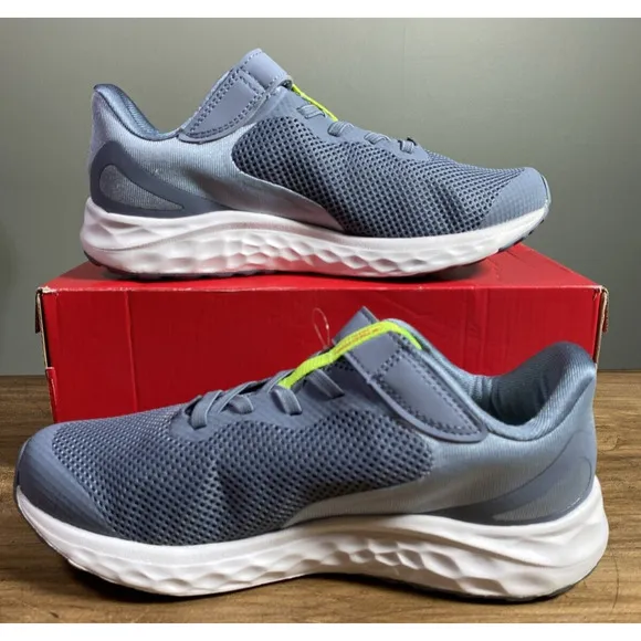New Balance Fresh Foam Arishi v4 Bungee Lace Grey Green Kids 3 Wids PAARIPG4