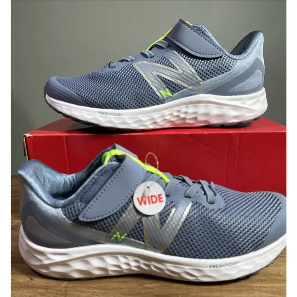 New Balance Fresh Foam Arishi v4 Bungee Lace Grey Green Kids 3 Wids PAARIPG4