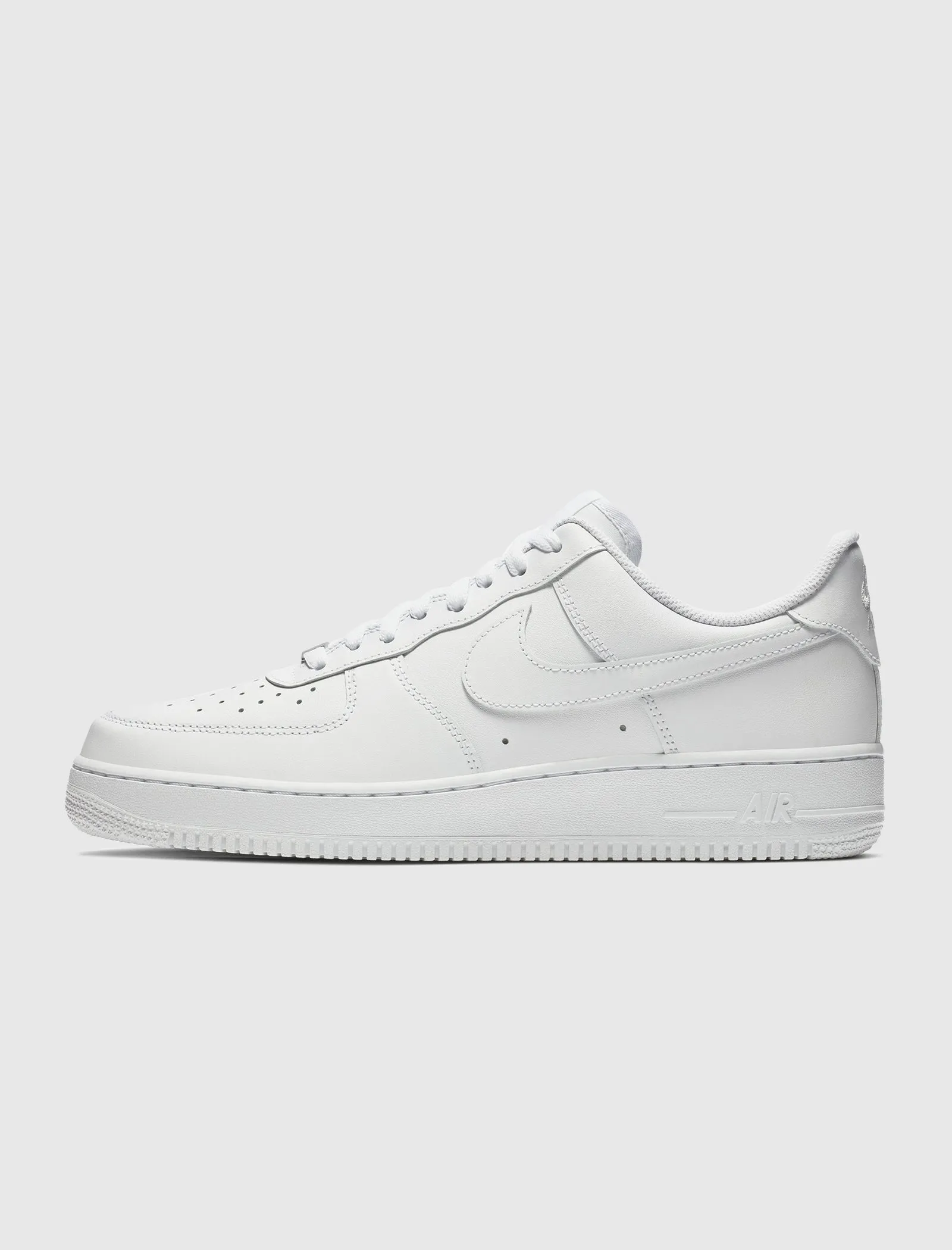 NIKE AIR FORCE 1 '07