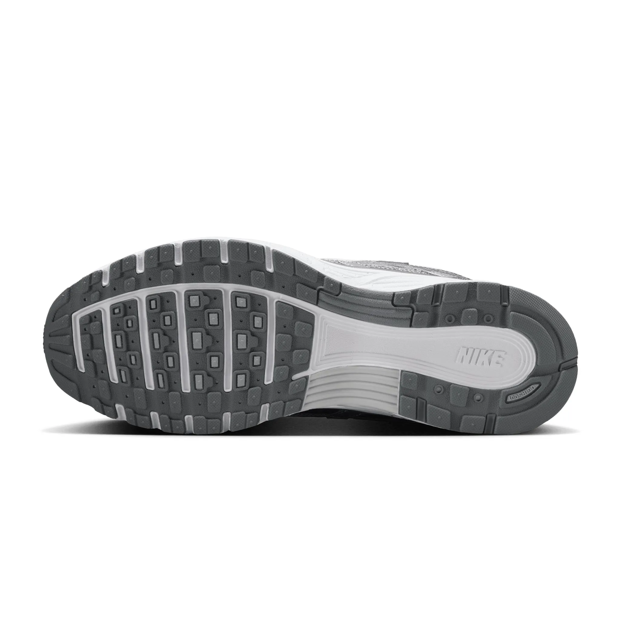 Nike P-6000 MTLC Cool Grey/Cool Grey-White-Wolf Grey CD6404-023