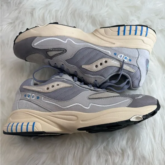 Saucony 3D Grid Hurricane Men’s size 8.5 or Women’s size 10 NWB