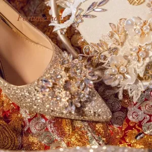 Slip On Shallow Pumps Stiletto Heel Rhinestone Crystal Pointed Toe Autumn/spring Pumps Fashion Wedding 2024 New Arrivals Shoes