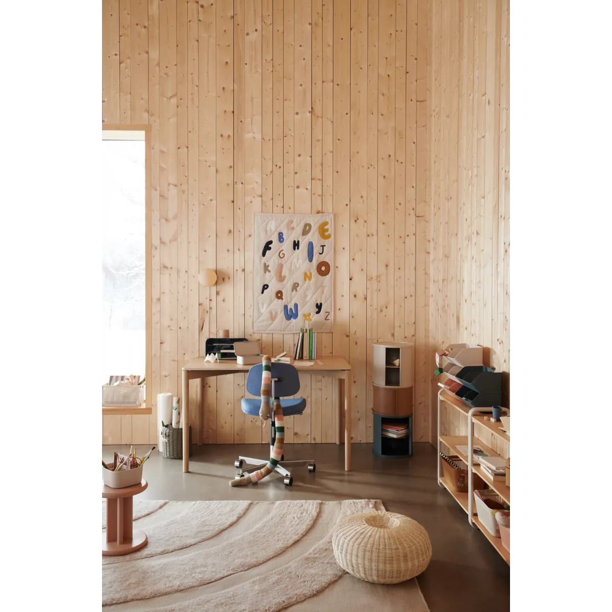 Storage . Stacking Tables - Various Sizes / Colours