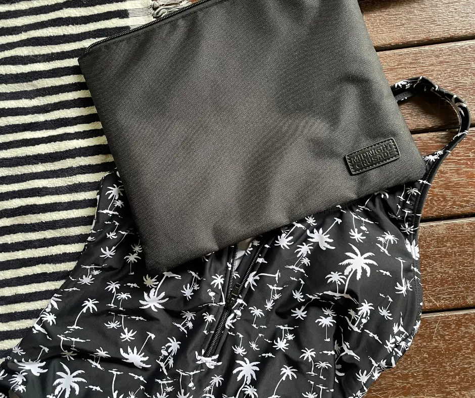 The Wanderers Water Resistant Bag - Black