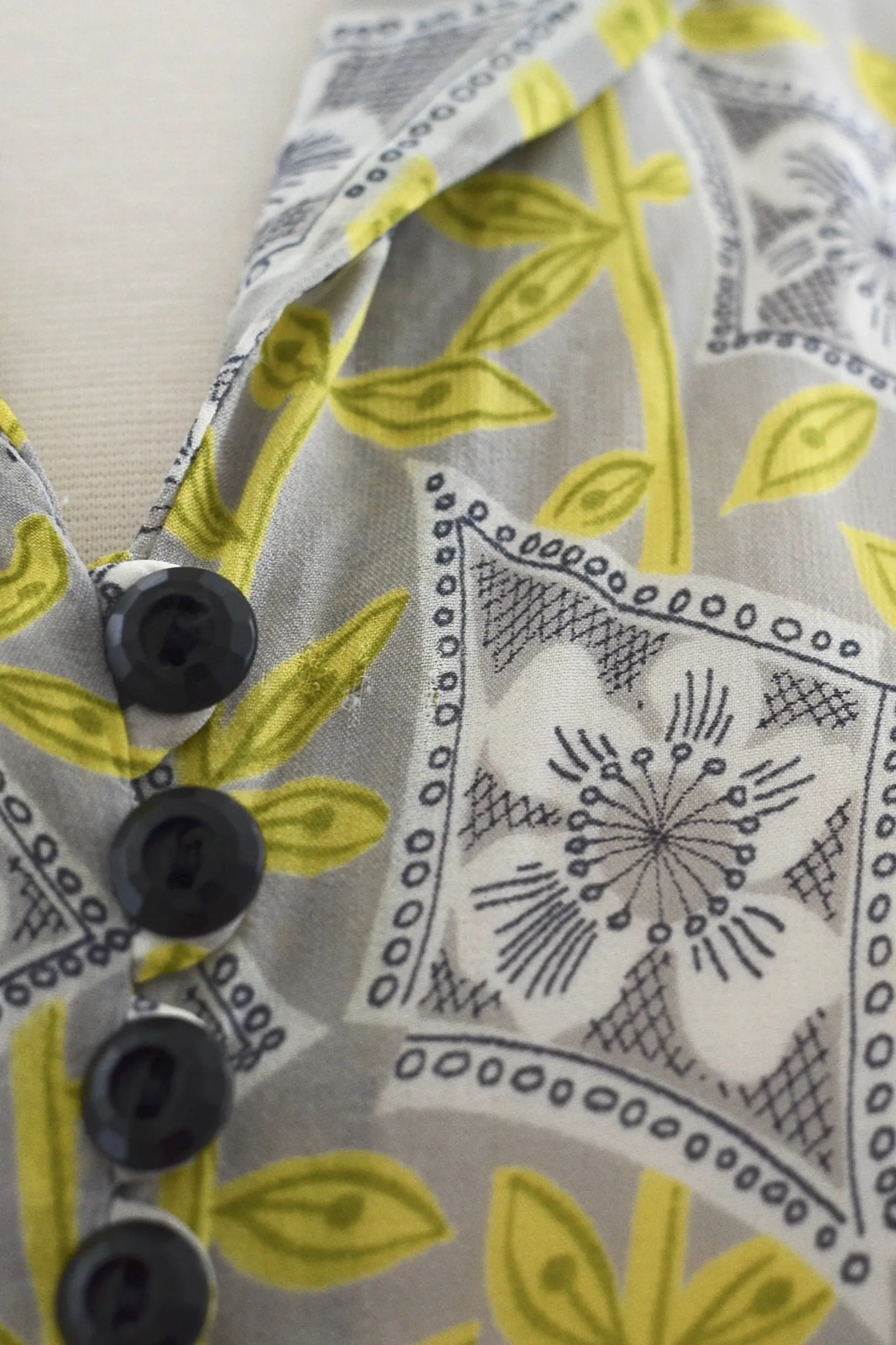Trailing Foliage Dress / M L