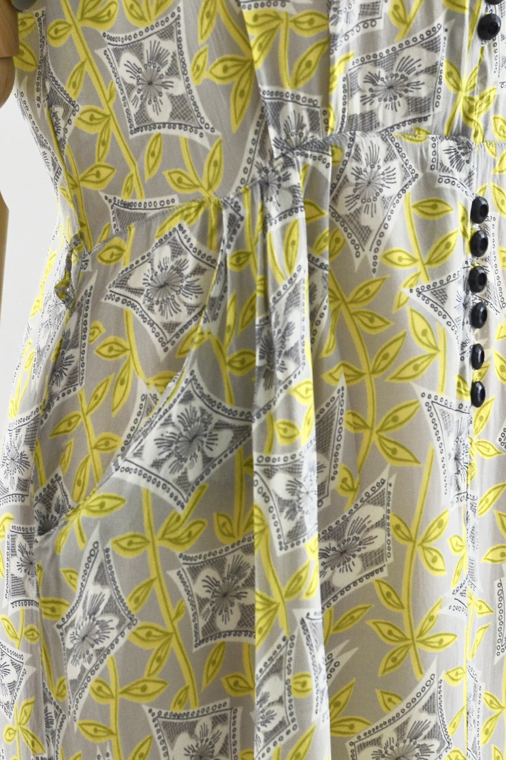 Trailing Foliage Dress / M L