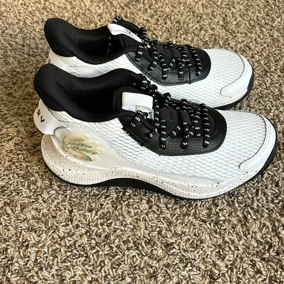 Under Armour Curry 3Z7 Grade School Kids' Basketball Shoes Size 5Y New