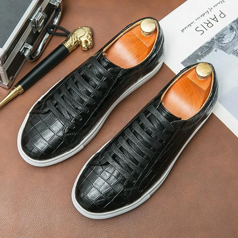 Wear-resistant Trendy Breathable Personality Fashion Casual Shoes Men