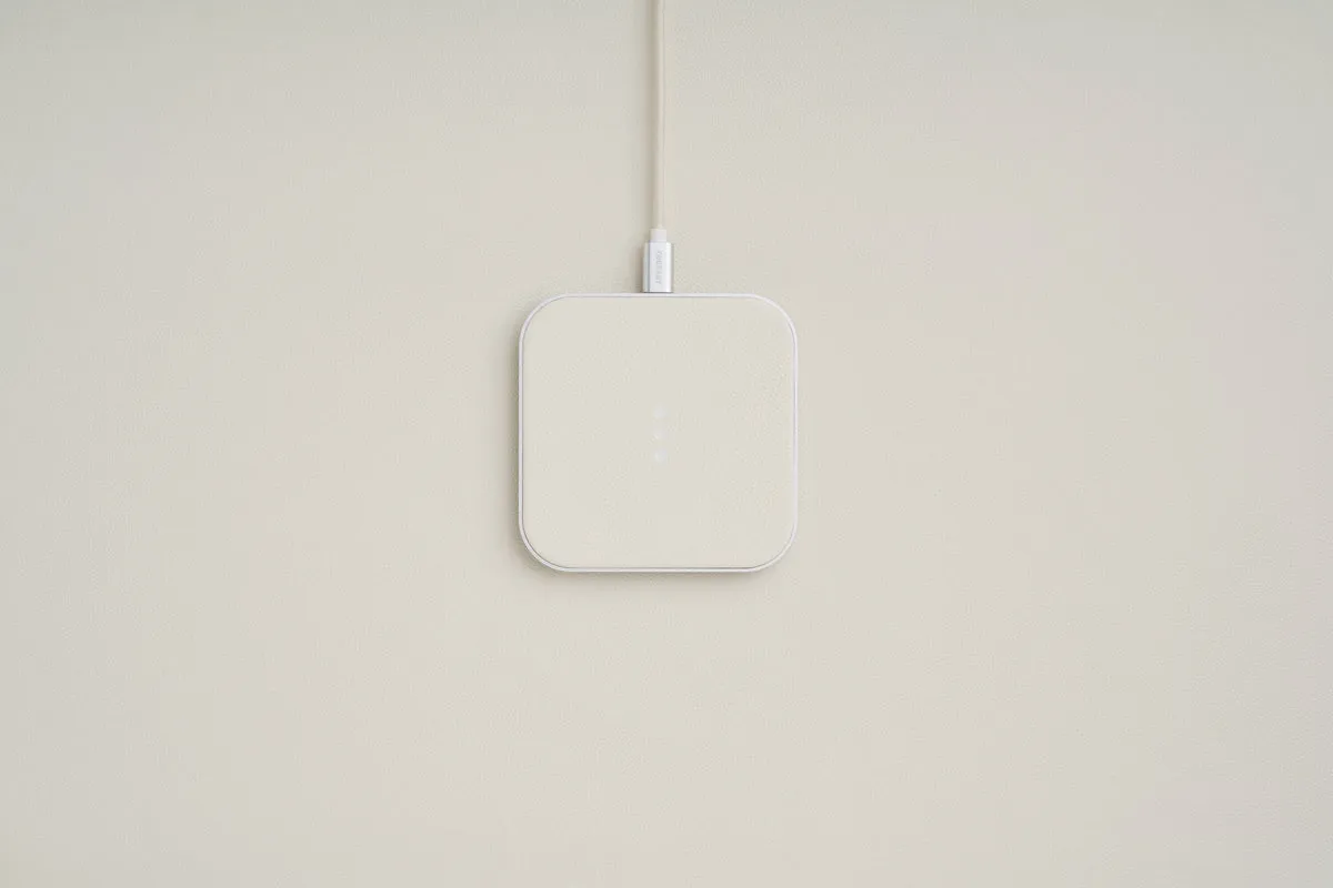 Wireless Charging Pad in Bone