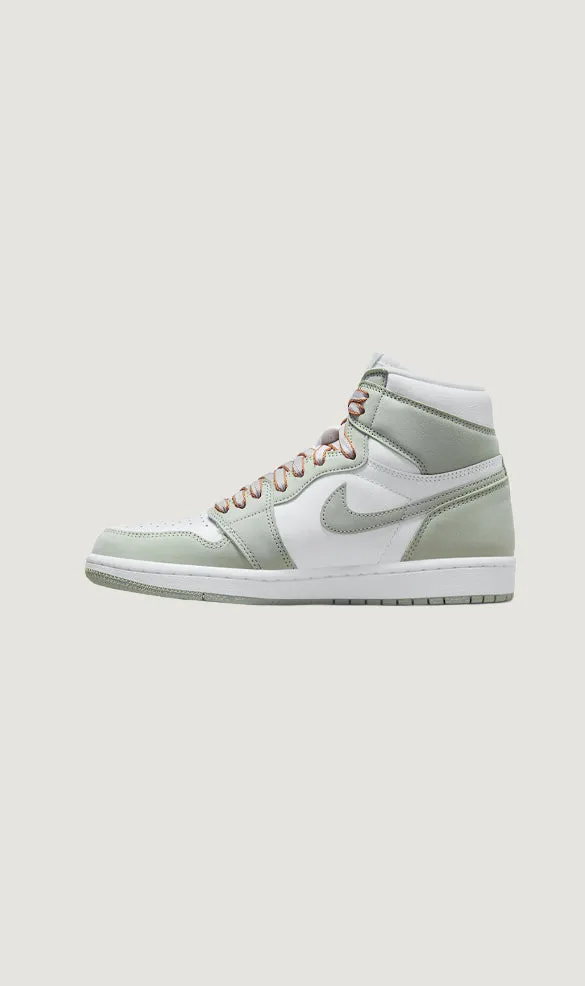 WMNS AIR JORDAN 1 RETRO HIGH OG - SEAFOAM