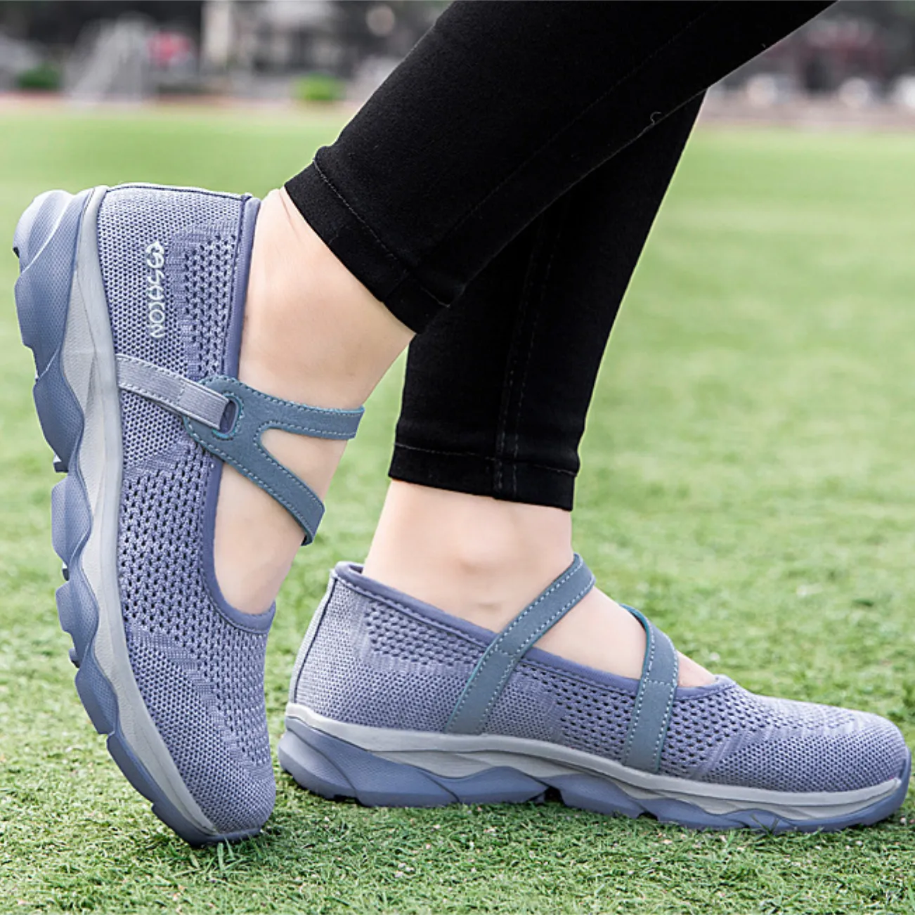 Women's Comfortable Breathable Walking Shoes