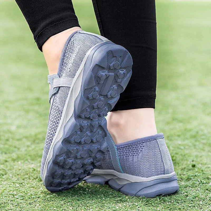 Women's Comfortable Breathable Walking Shoes